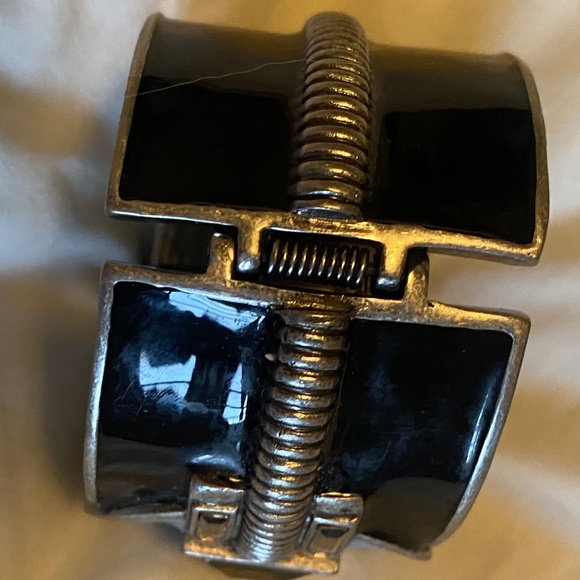 Silver Enamel Smoke Stone 1.5" Wide Cuff Bracelet 7" - Picture 4 of 10